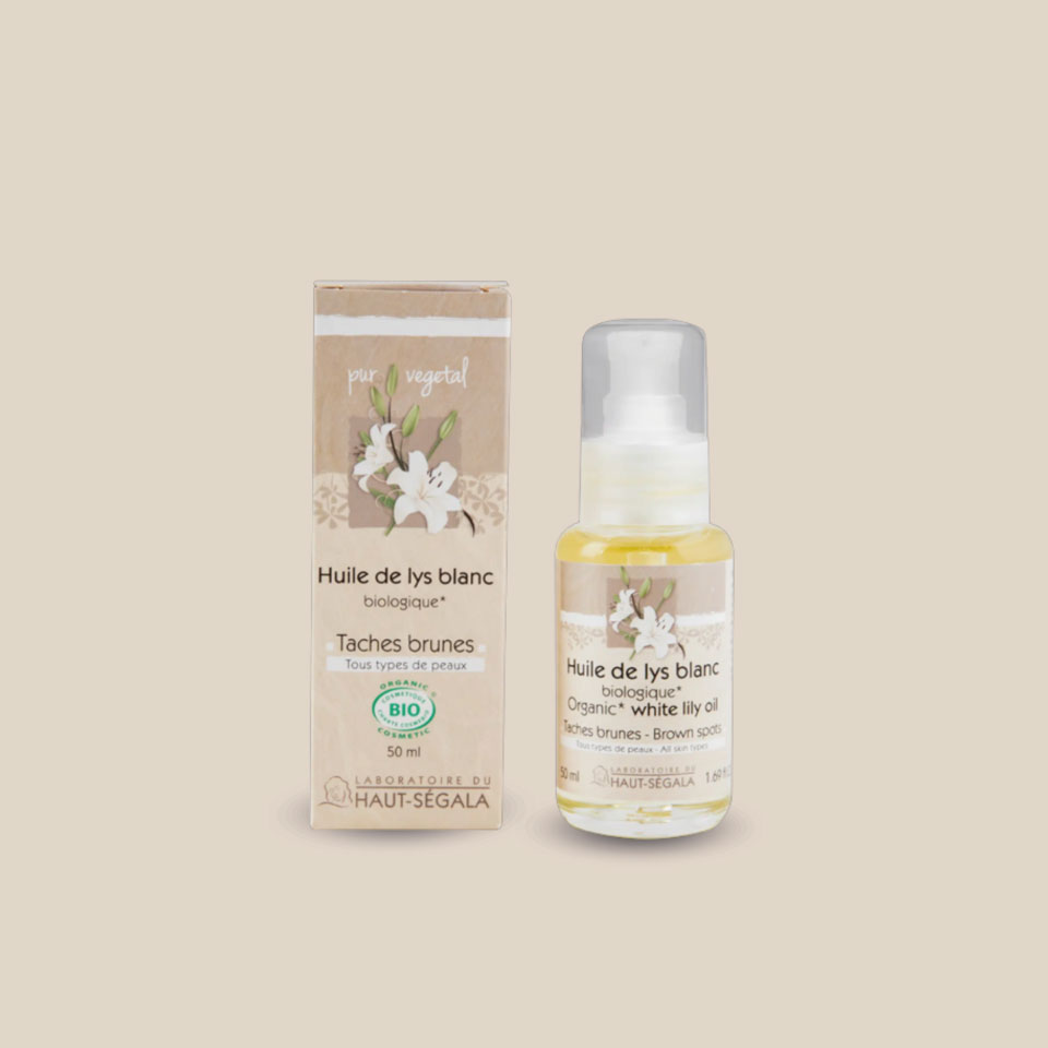 Photo produit : Huile de lys blanc biologique du Laboratoire du Haut-Séguala, présentée dans un flacon transparent à pompe avec bouchon et une boîte recyclée, 50 ml.